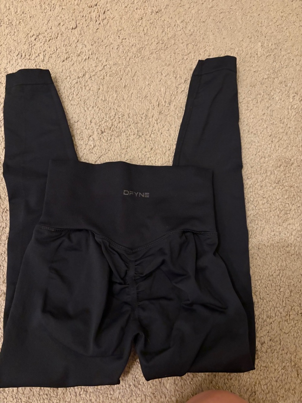 DFYNE dynamic  Black High-Waist Scrunch Leggings